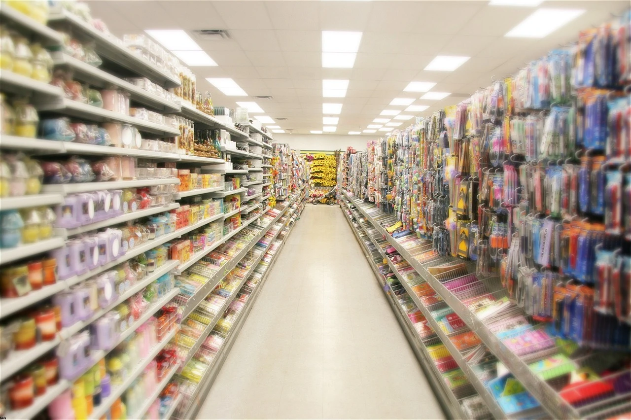 Retail Stores & Shopping Centers (1)